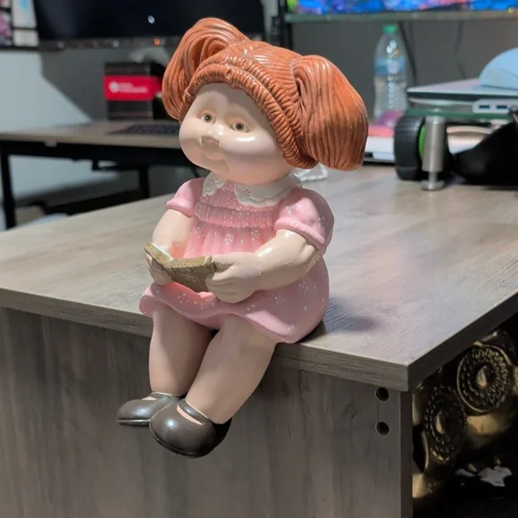 Vintage 80s Cabbage Patch Porcelain Sitting Figurine - Picture 2 of 6